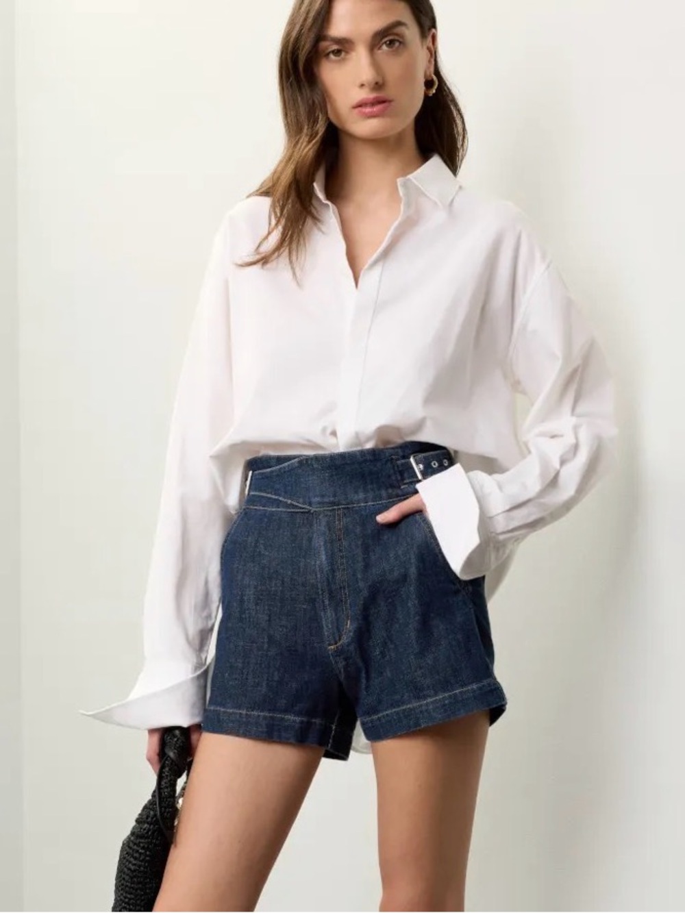 Joe’s Jeans . Out of Control Belted Denim Shorts . Sz.25 💙